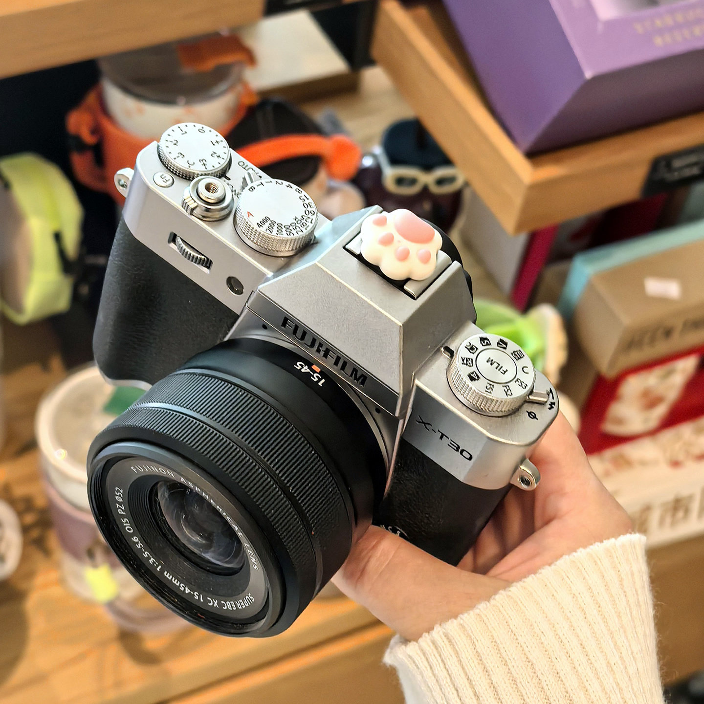 适用于相机镜头盖防丢绳zve10佳能r50富士XS20XT50xt30二代热靴盖图片
