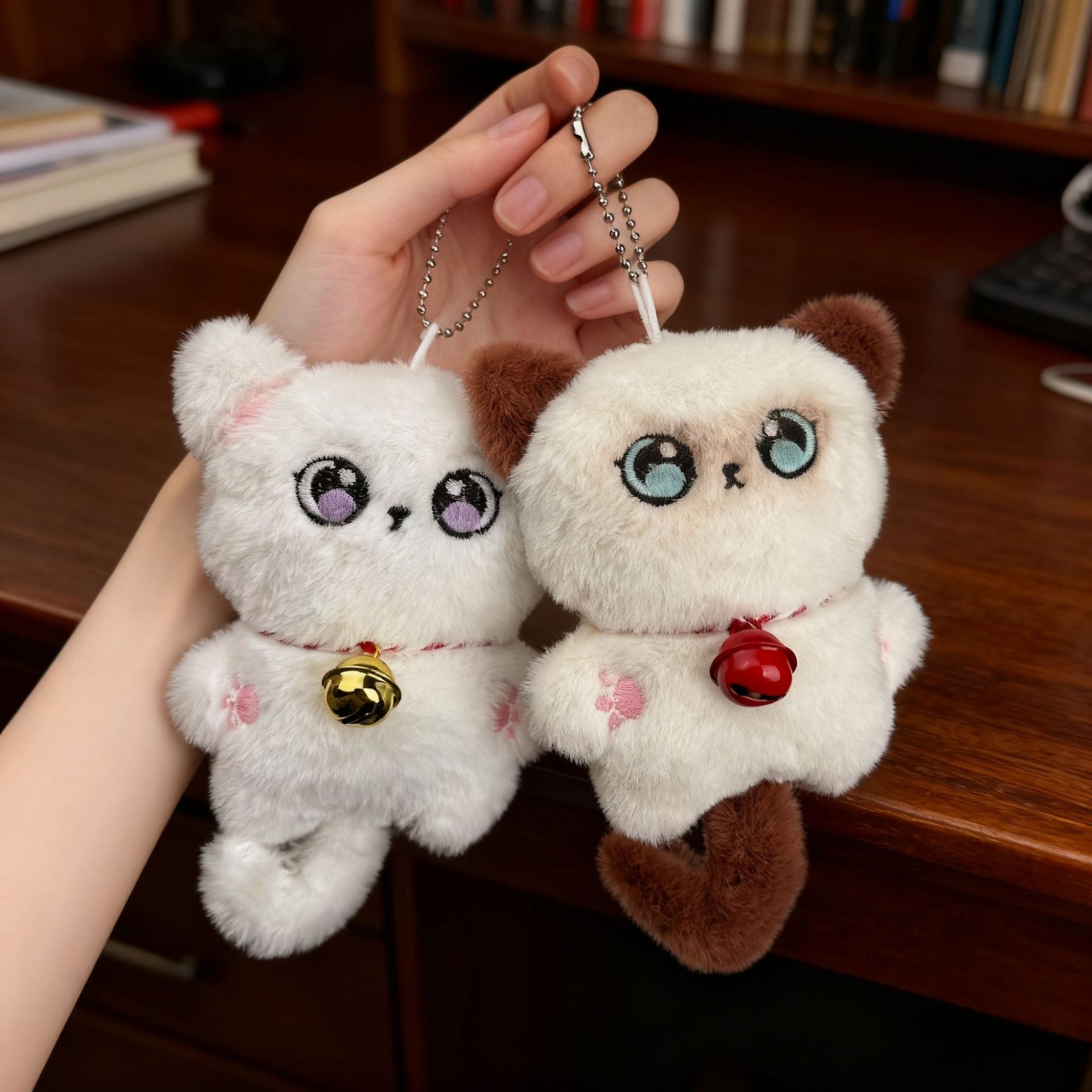 呆萌吱吱叫暹罗猫毛绒包包挂件