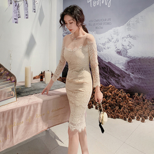 2026新款蕾丝轻奢连衣裙名媛气质修身包臀洋气露肩内搭洋气大衣裙