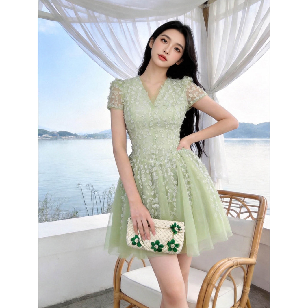 泡泡袖网纱连衣裙夏日甜美时尚