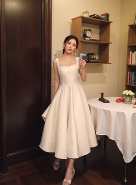 法式赫本风白色吊带连衣裙高级感气质晚礼服女长款大裙摆公主裙子