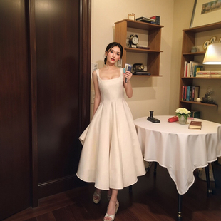 法式赫本风白色吊带连衣裙高级感气质晚礼服女长款大裙摆公主裙子