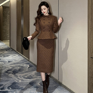 2026新款秋装优雅荷叶边波点收腰显瘦双排扣包臀连衣裙气质通勤女