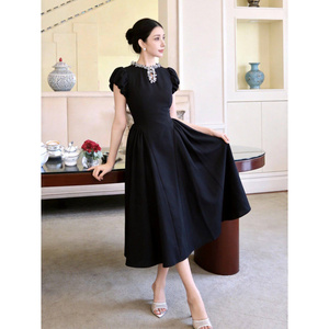 2026新款韩版连衣裙气质中长款夏季法式赫本收腰显瘦短袖百搭裙子