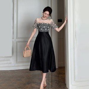 2026夏新款法式小香风蕾丝拼接收腰显瘦连衣裙高定女装爆款时尚裙