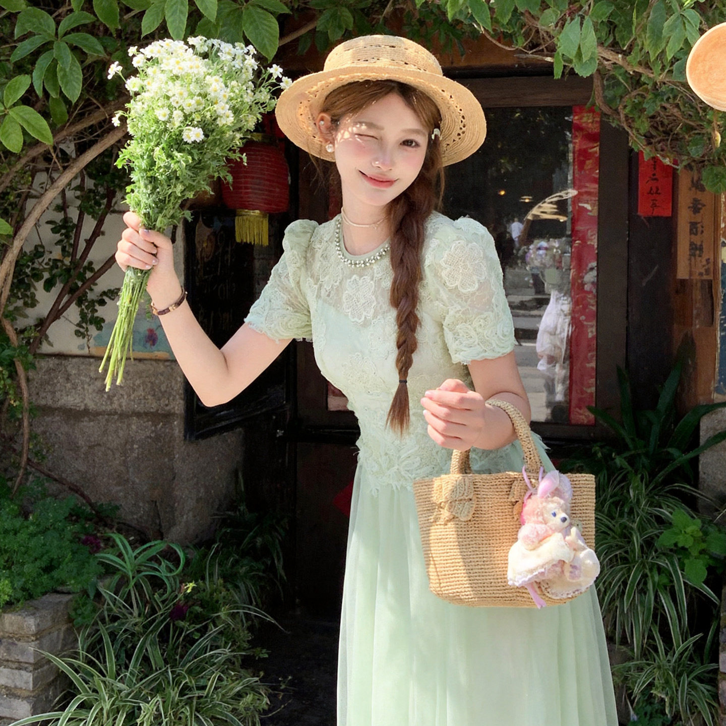 蕾丝度假绿裙夏日温柔甜美连衣裙