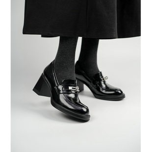 Fermina圆头高跟乐福鞋女粗跟小个子增高单鞋简约金属扣四季鞋