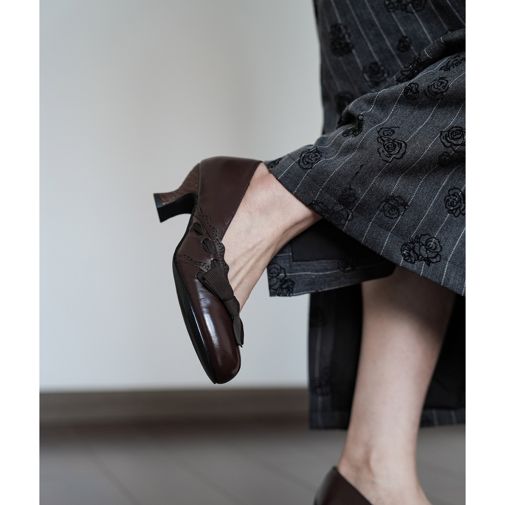 Fermina 圆头浅口单鞋女粗跟蝴蝶结花边洛丽塔鞋雕花春季新款女鞋,女鞋,浅口单鞋,淘宝优惠券,粉丝福利购,淘宝优惠卷