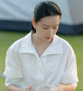 加油妈妈何晓涵董洁同款白色衬衫女立领时尚蝙蝠袖宽松百搭上衣