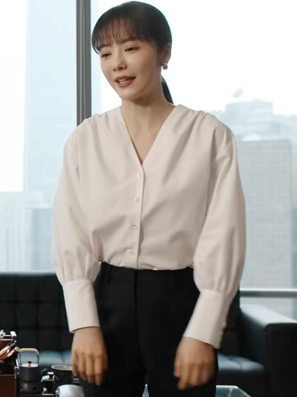 韩版多扣长袖纯棉V衬衫
