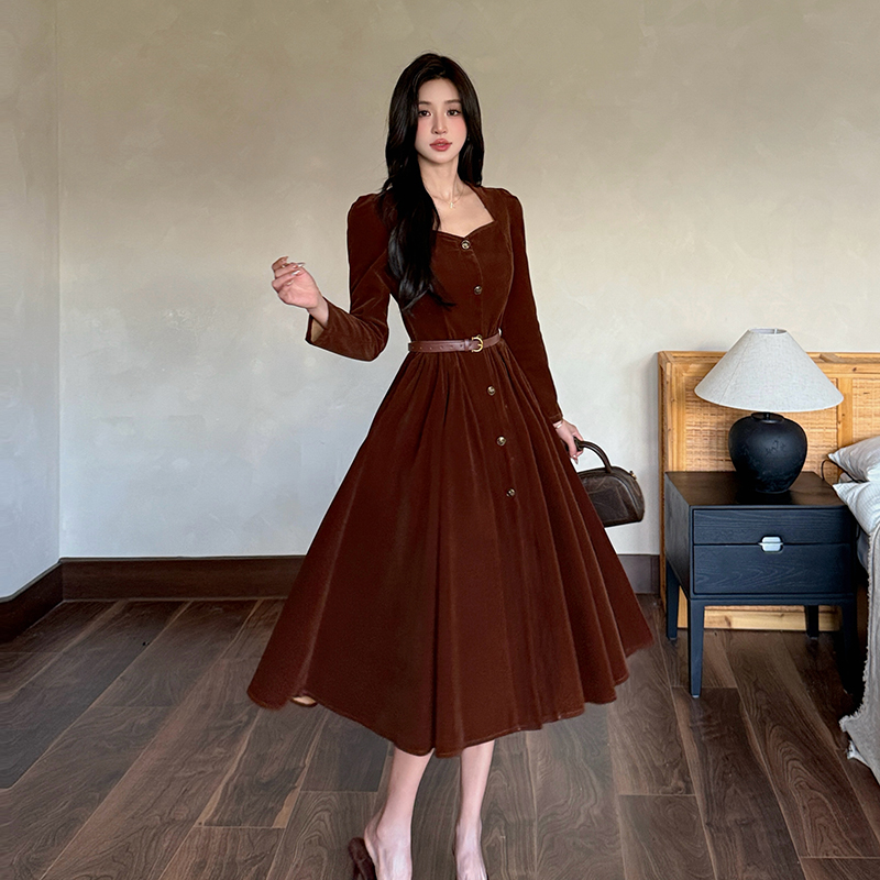 有货 须尽欢 灯芯绒连衣裙秋轻奢新品感长袖法式长裙子