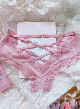 甜欲：心有所属* 法式镂空交叉带爱心金属蕾丝边低腰性感冰丝内裤