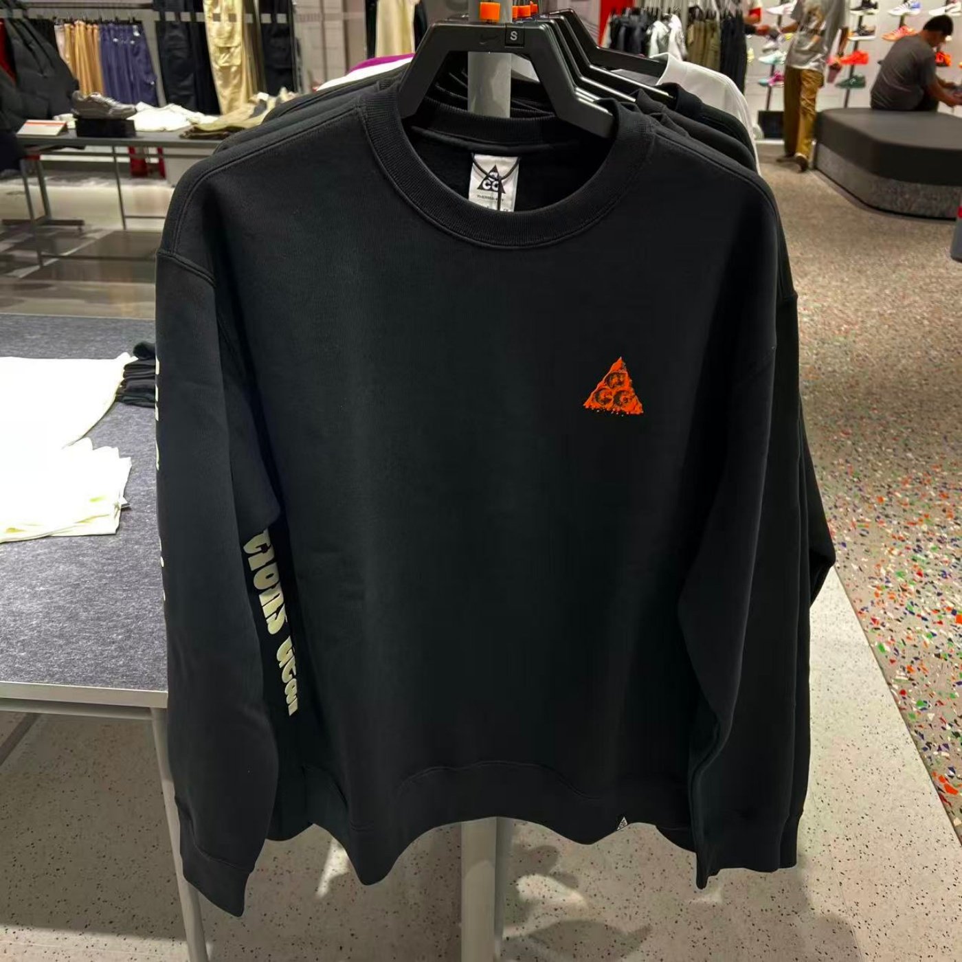 Nike耐克男25秋冬新款卫衣ACG户外印花运动休闲套头衫HV1120-010