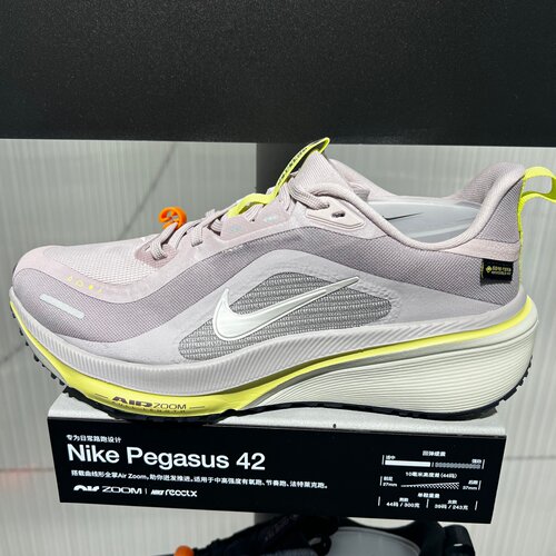 NIKE耐克女PEGASUS 42 GORE-TEX运动耐磨休闲鞋跑步鞋IQ1085-608