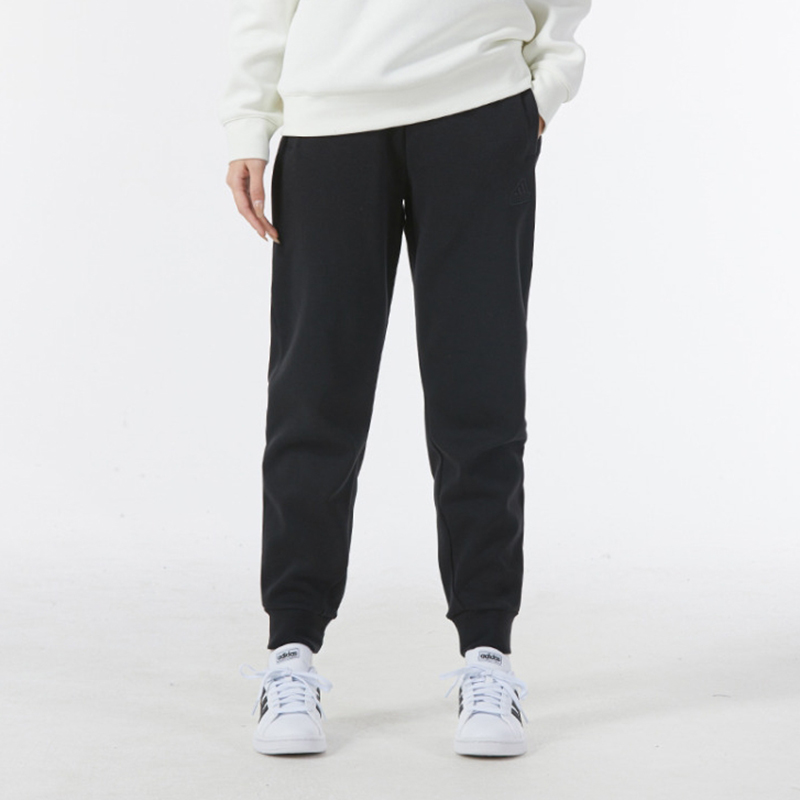 正品Adidas/阿迪达斯女子新款简约百搭休闲运动梭织长裤 IM8874