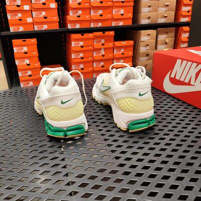 Nike耐克VOMERO5男运动鞋夏季新款复古跑鞋风透气轻便FN8361