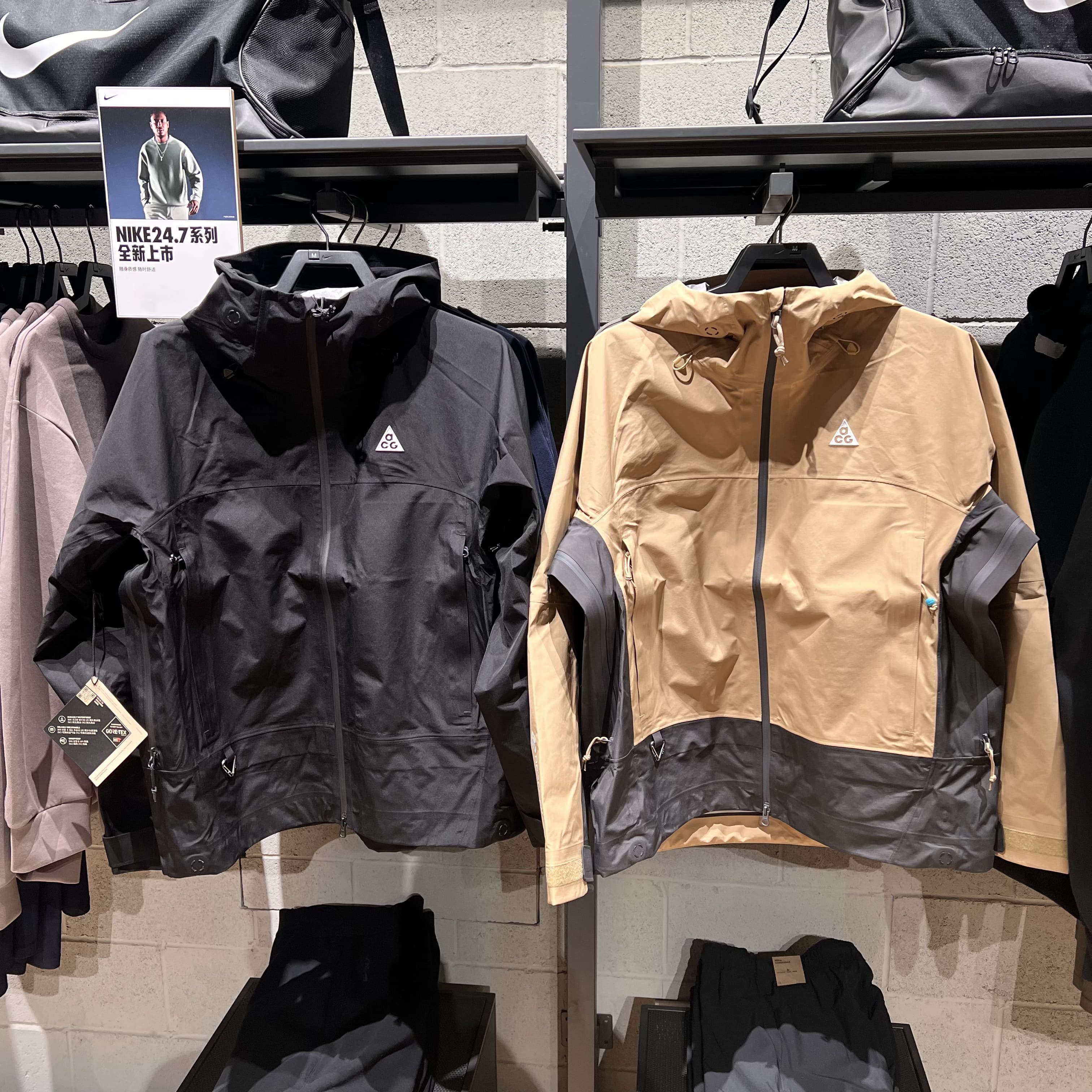 Nike耐克ACG男女25春新款硬壳冲锋衣户外运动登山夹克外套FV8642