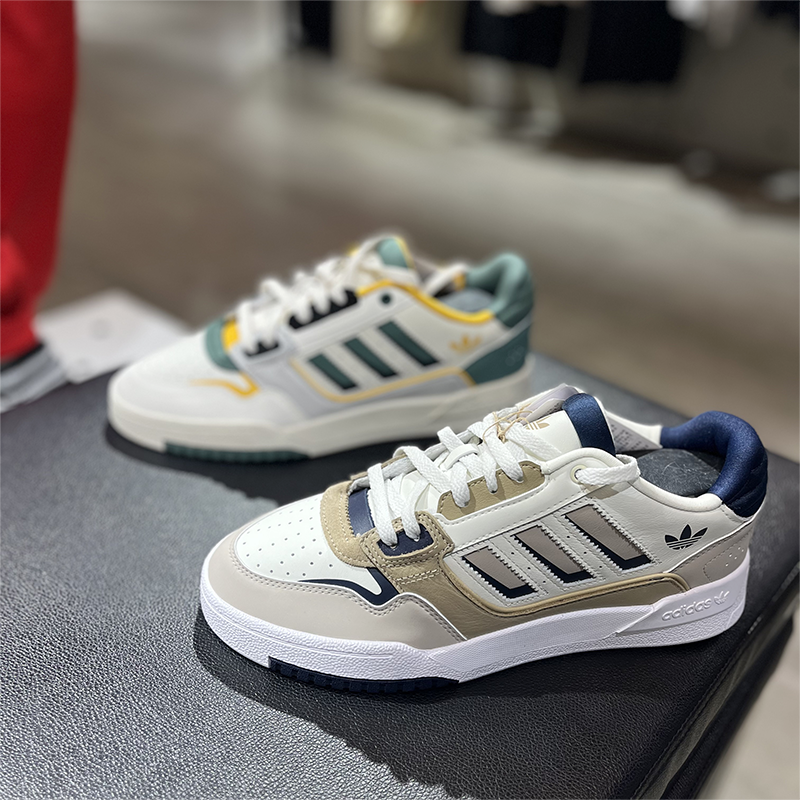 运动休闲鞋Adidas/阿迪达斯低帮