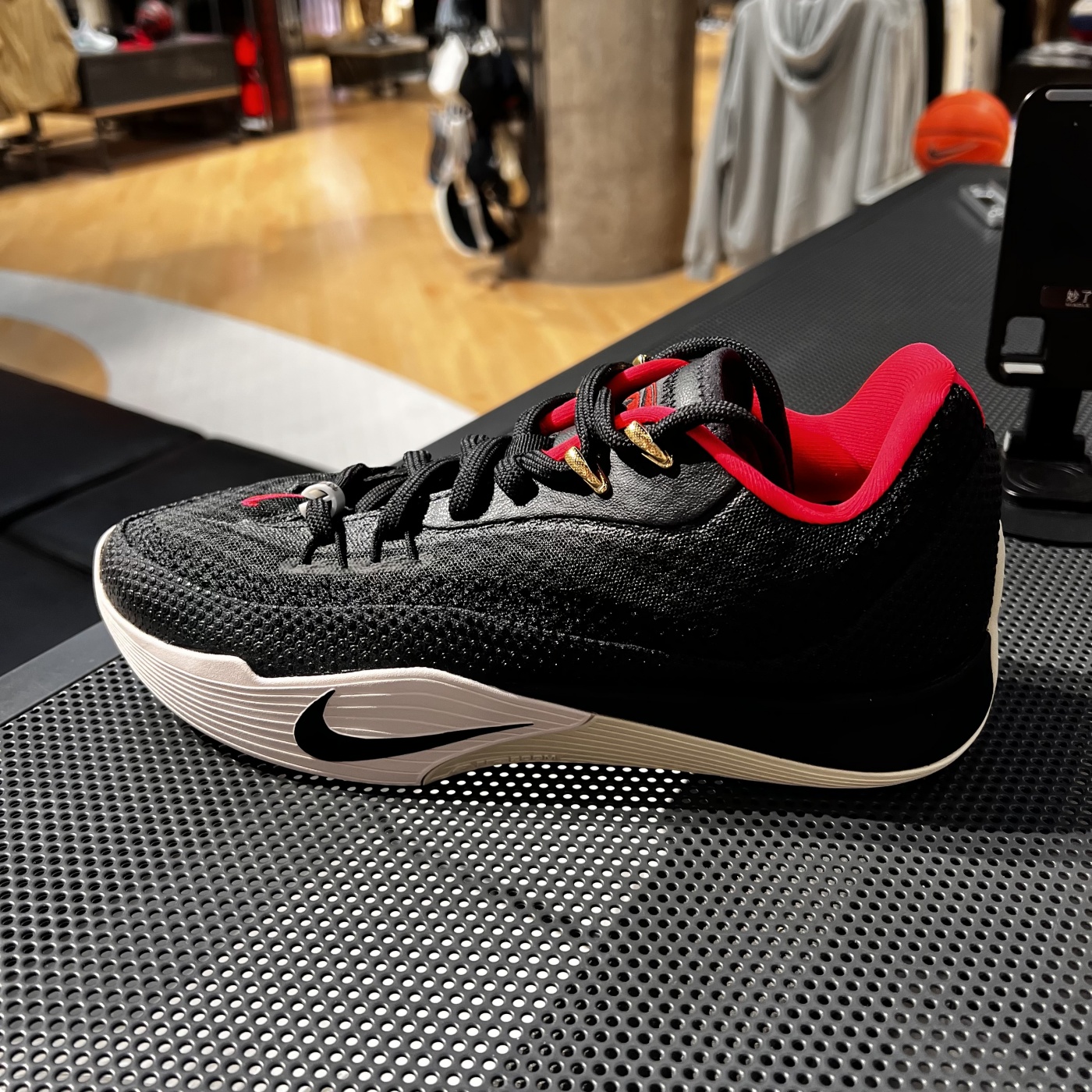 NIKE耐克男鞋S.T. FLARE EP运动训练耐磨缓震篮球鞋 HF0232-001