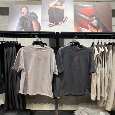 耐克JORDAN男25夏季新款短袖背面印花针织宽松休闲半袖T恤IH0833