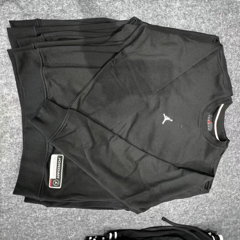 NIKE耐克JORDAN男子圆领针织印花运动休闲套头衫卫衣IO7830-010