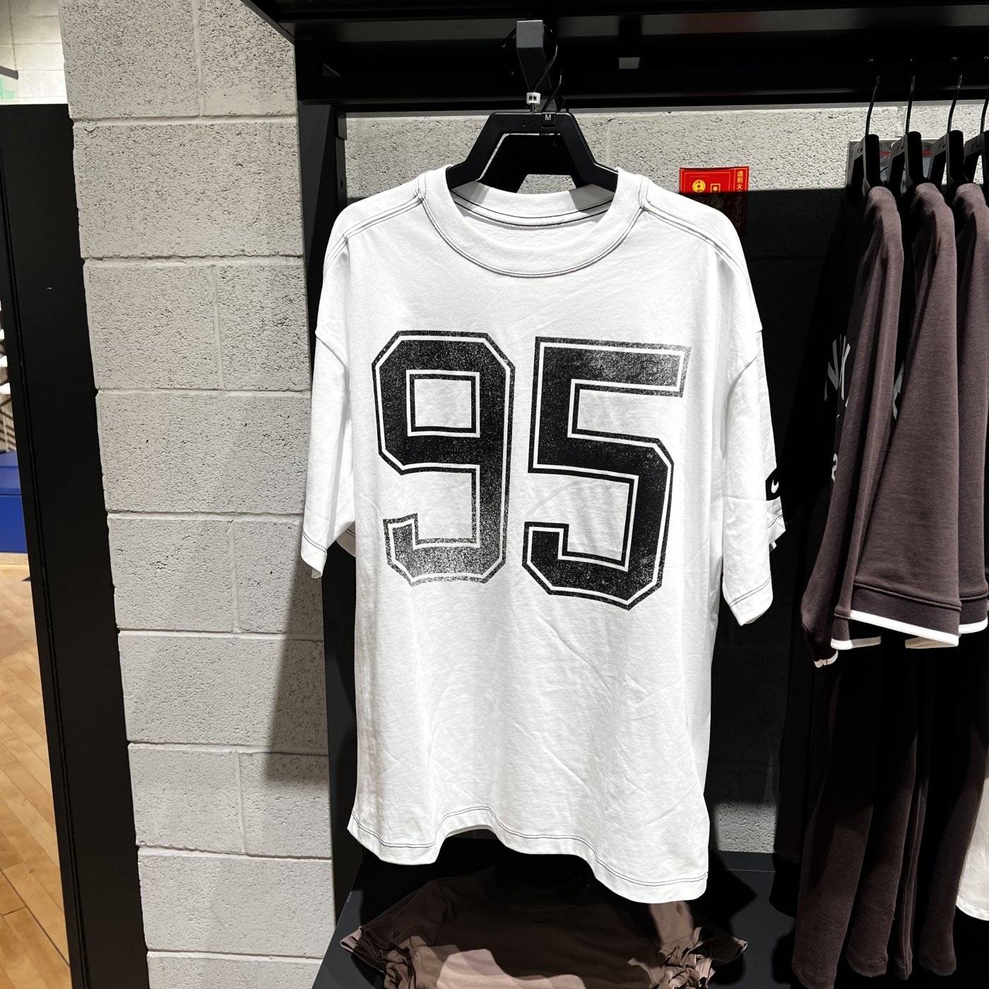 NIKE耐克女纯棉宽松透气运动T恤