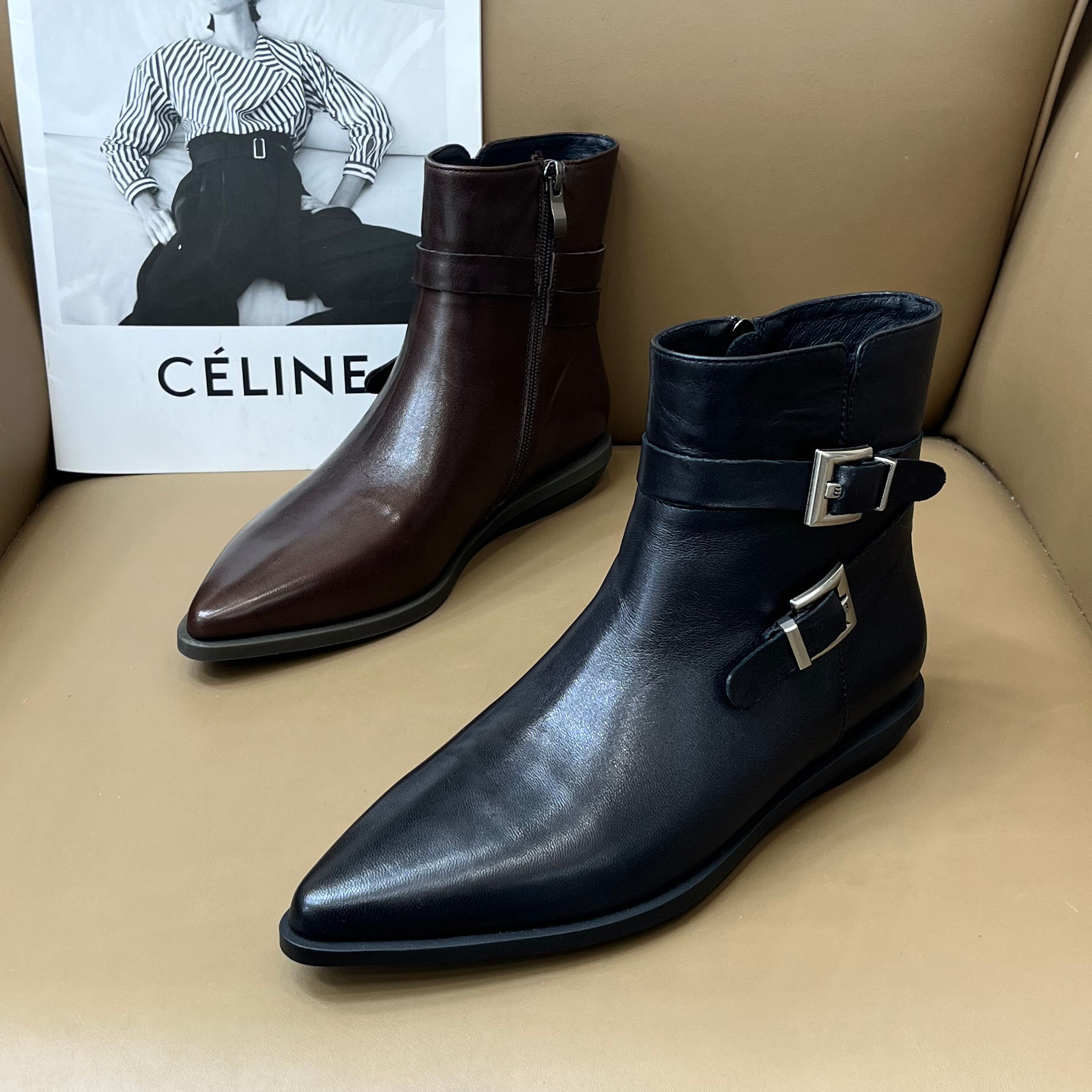 欧洲站2025秋冬新款女鞋复古真皮尖头平底加绒时尚短筒百搭短靴子,女鞋,时装靴,淘宝优惠券,粉丝福利购,淘宝优惠卷