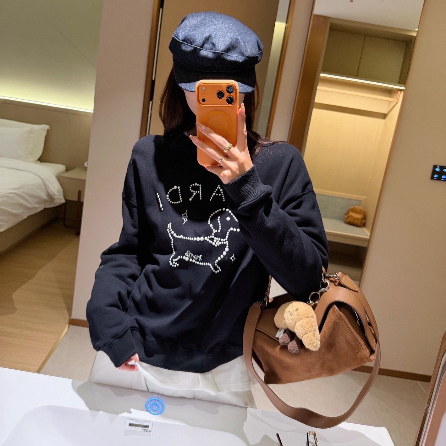 毛圈拉绒秋冬季珍珠小狗圆领套头卫衣/绒衫