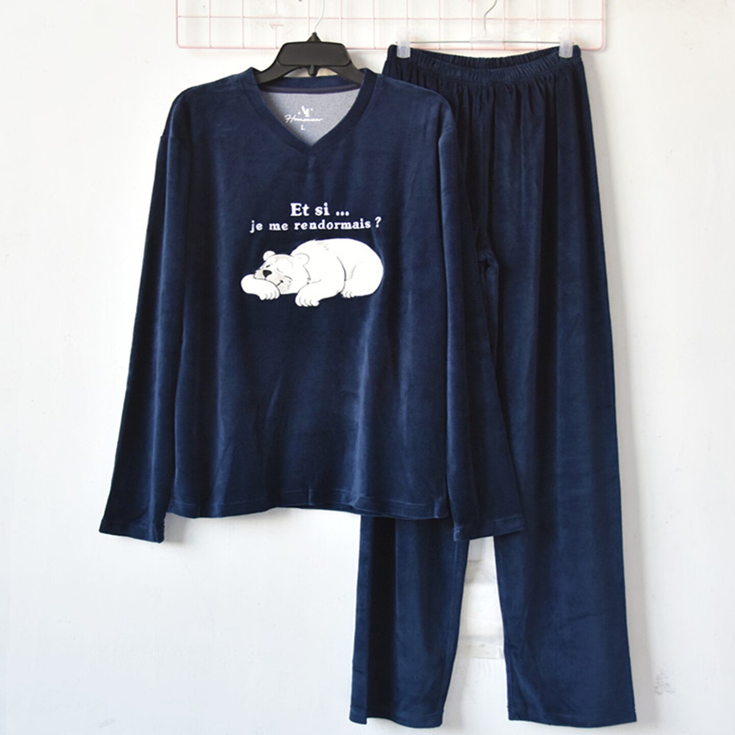 外贸男士刺绣卡通平绒长袖长裤睡衣春秋可外穿运动休闲家居服套装