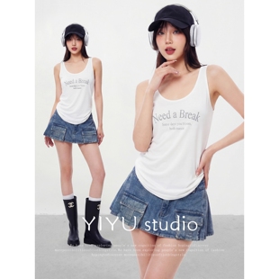 辣妹穿搭白色吊带背心印花t蓝色牛仔百褶短裙女 美式 伊予YiYu