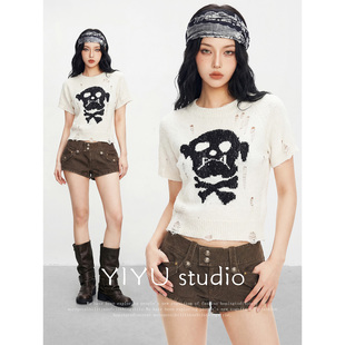 伊予YiYu摇滚少女风提花骷髅破洞针织上衣复古工装辣妹短裤套装女