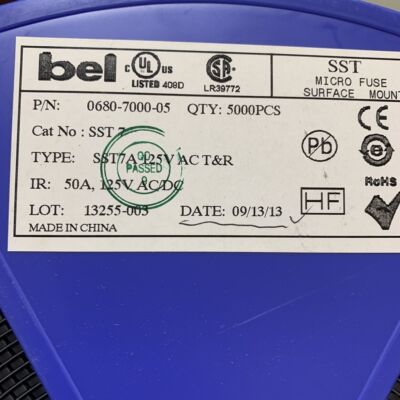0680-7000-05 SST7A 125V 7A 贴片延时一次性保险丝 深圳仓储