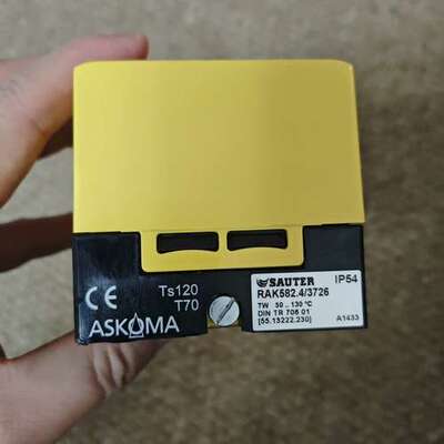 德国SAUTER温度开关，RAK582.4/3726，原