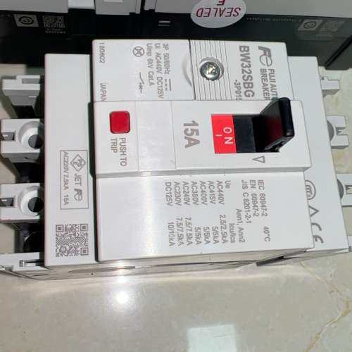 富士FUJI漏电断路器BW32SBG-3P015  15A,电子元器件市场,其它元器件,淘宝优惠券,粉丝福利购,淘宝优惠卷