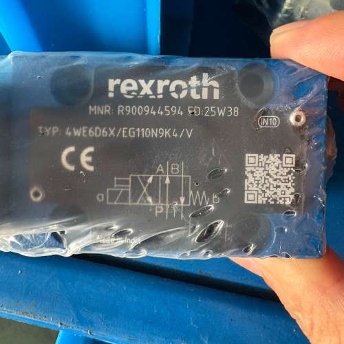 R900944594  4WE6D6X/EG110N9K4/