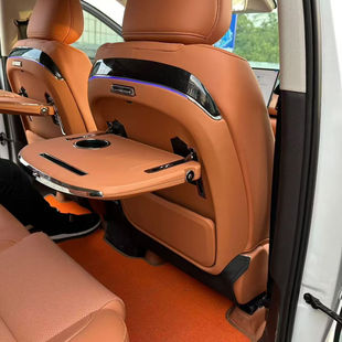 适用零跑C11小桌板新款 带桌面调节C10后排餐桌车用B10笔记本架