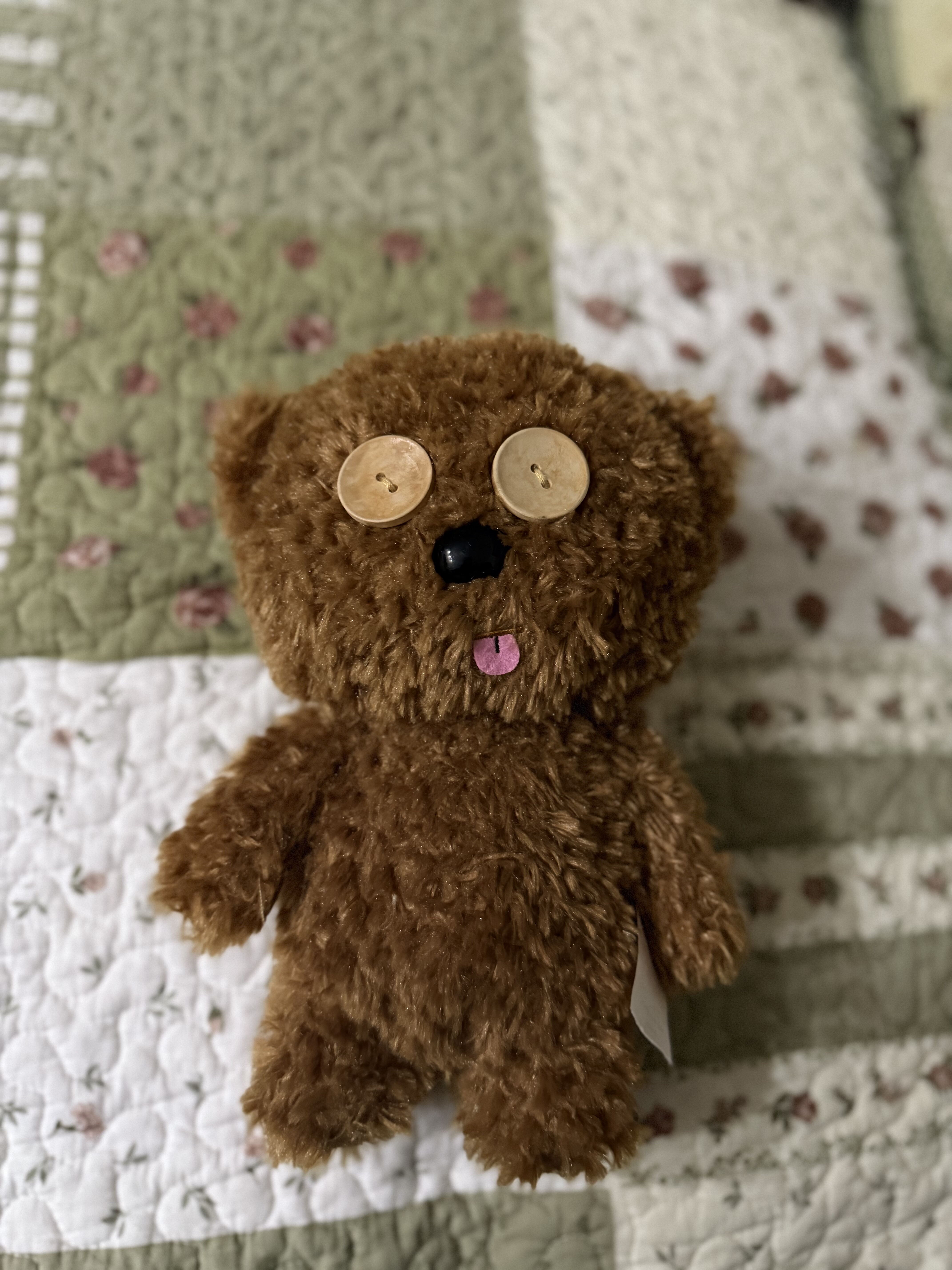 有标无牌的环球影城tim熊仔一个，25cm左右，无瑕疵。