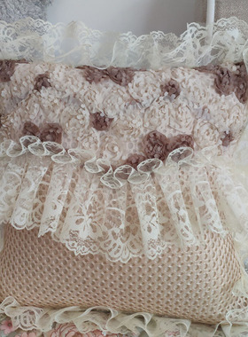 车用蕾丝抱枕汽车靠枕米色家用腰枕女性紫色枕头可爱方形靠垫透气