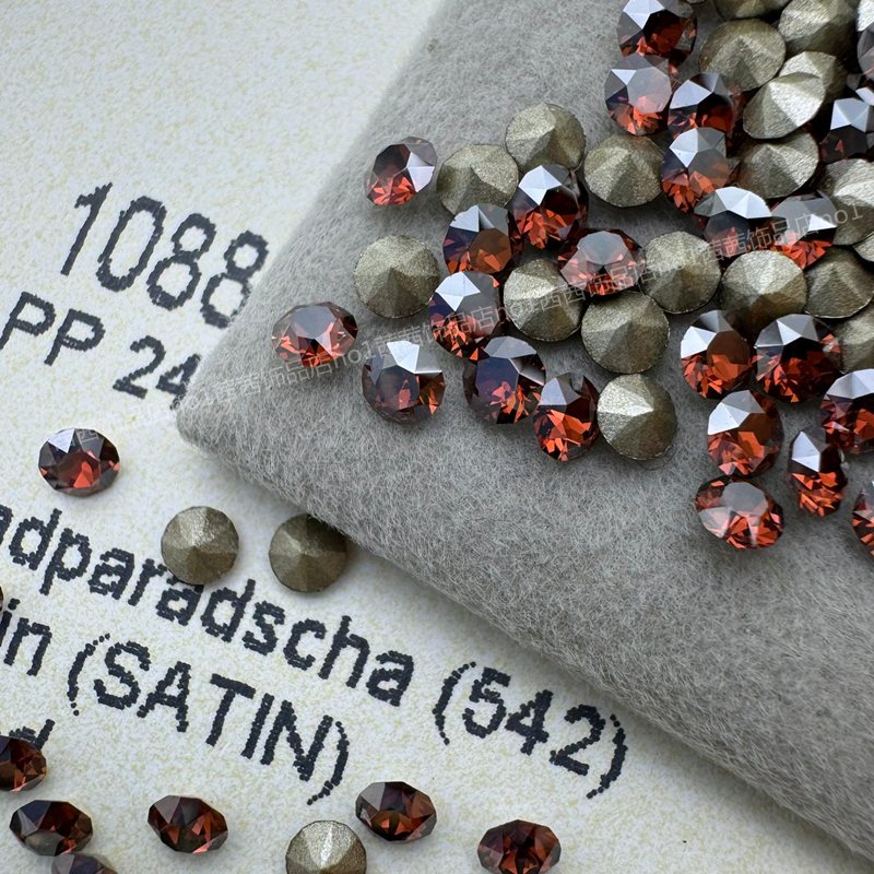 施家钻1088尖底钻水莲红银彩美甲