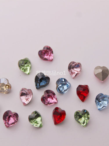 华子钻4884尖底爱心桃心美甲饰品