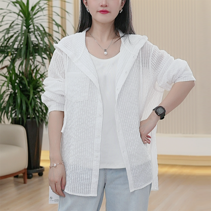 珍珠格泡泡纱薄款防蚊夏季外套氧气凉感轻盈大码时尚连帽防晒衫女