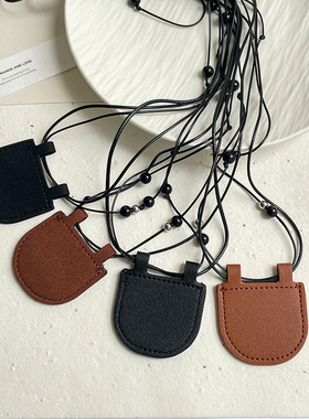 小众设计小巧月牙包项链