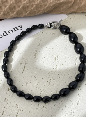 椭圆不规则黑玛瑙OT扣项链