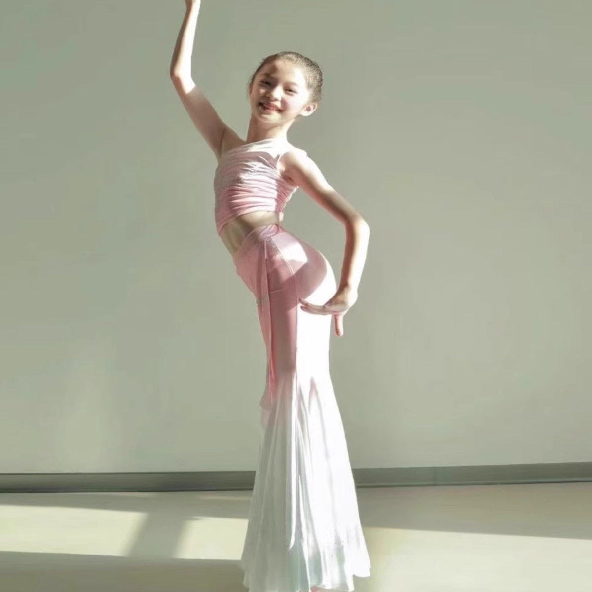 六一儿童傣族舞蹈服练功服装傣族艺考比赛演出服孔雀舞民族女裙