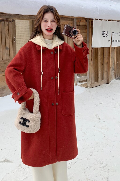 红色针织连帽撞色毛呢羽绒服女冬超火好看高级感保暖加厚大衣外套,女装毛呢外套,2C013