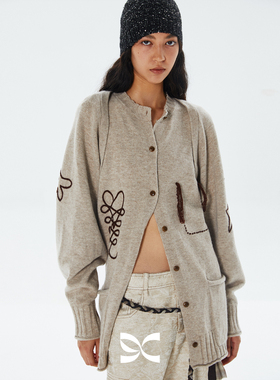 square circle方圆 全羊毛绣花图案蝙蝠袖坎肩背心长裙针织三件套