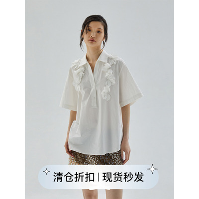 polo领箱型手工花朵宽松短袖衬衣