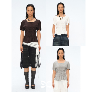 上衣 方圆设计感U领不规则立裁抽褶打揽针织短袖 Square Circle