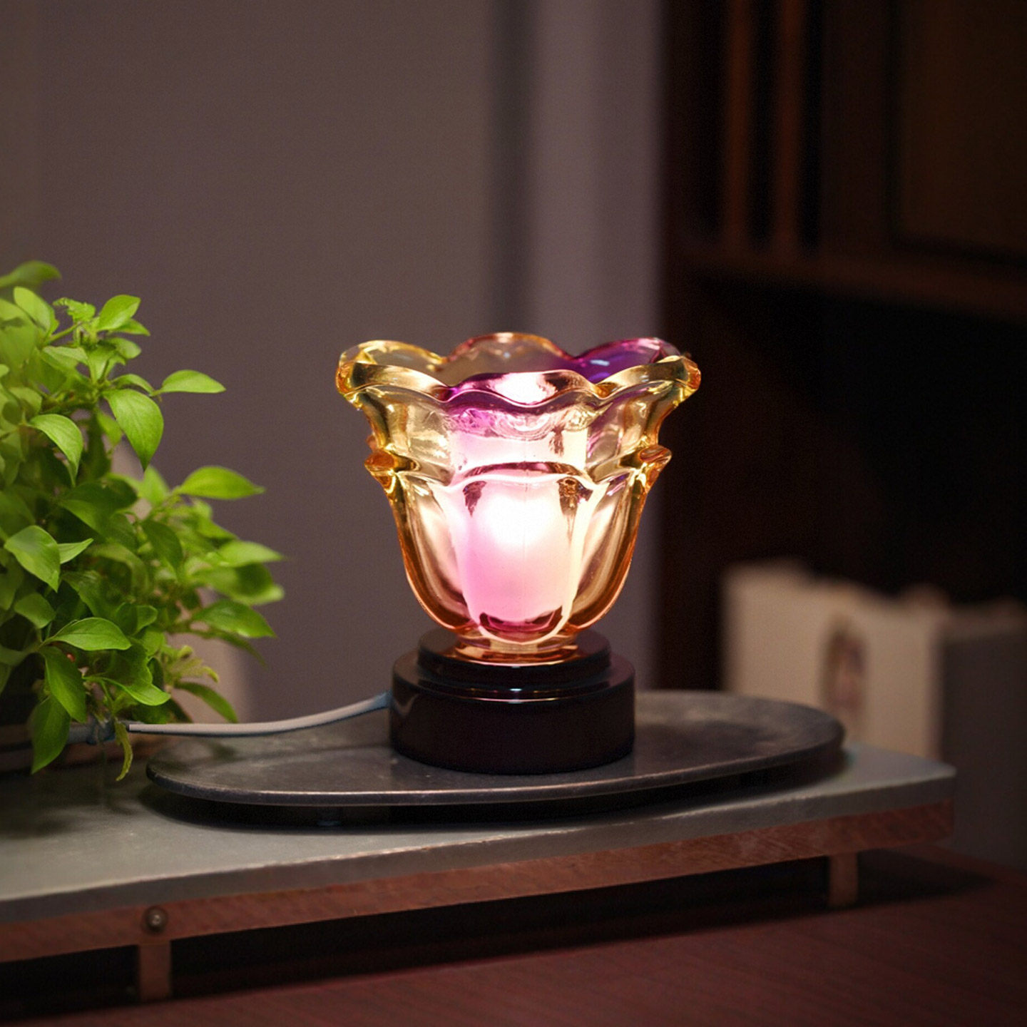 精油灯香熏灯家用插电简约精油香薰灯现代床头灯香薰炉卧室玻璃灯