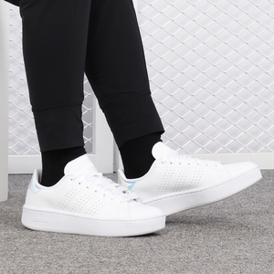 Adidas/阿迪达斯正品NEO女子新款运动鞋休闲鞋低帮板鞋EE9974